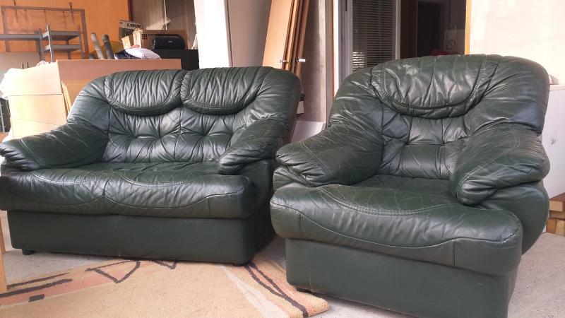 Kožna garnitura, dvosjed i fotelja