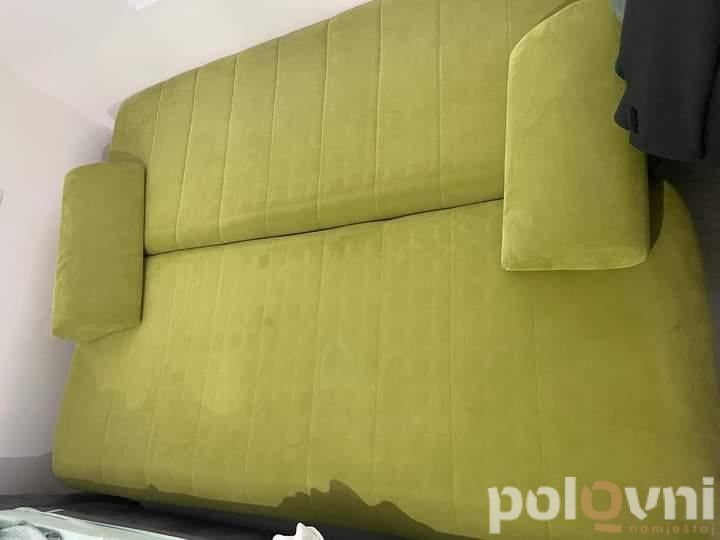 Kauč na razvlačenje