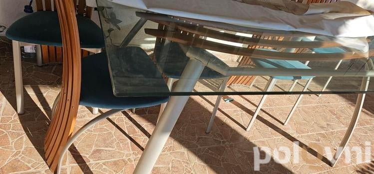 Calligaris trpezarija, stakleni sto i 6 stolica