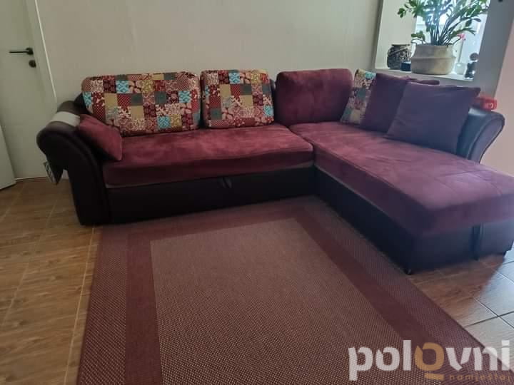 Ugaona sa mehanizmom