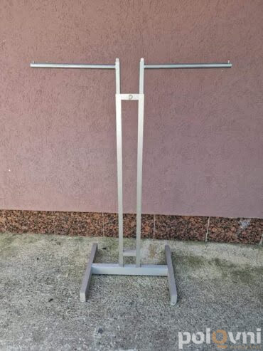 Vješaonici više različitih modela