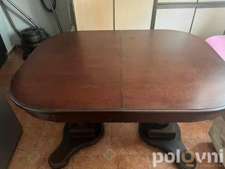 Trpezarijski sto (6 stolica gratis)