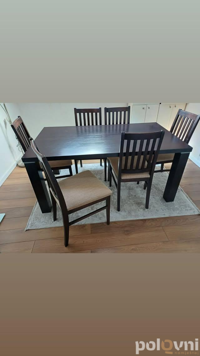 Trpezarijski i klub sto