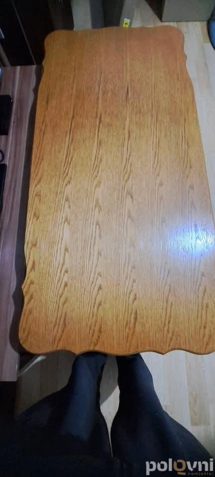 Polica za TV i sto za dnevnu