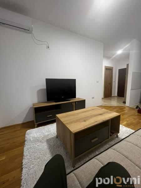 Kauč, Tv komoda, klub sto