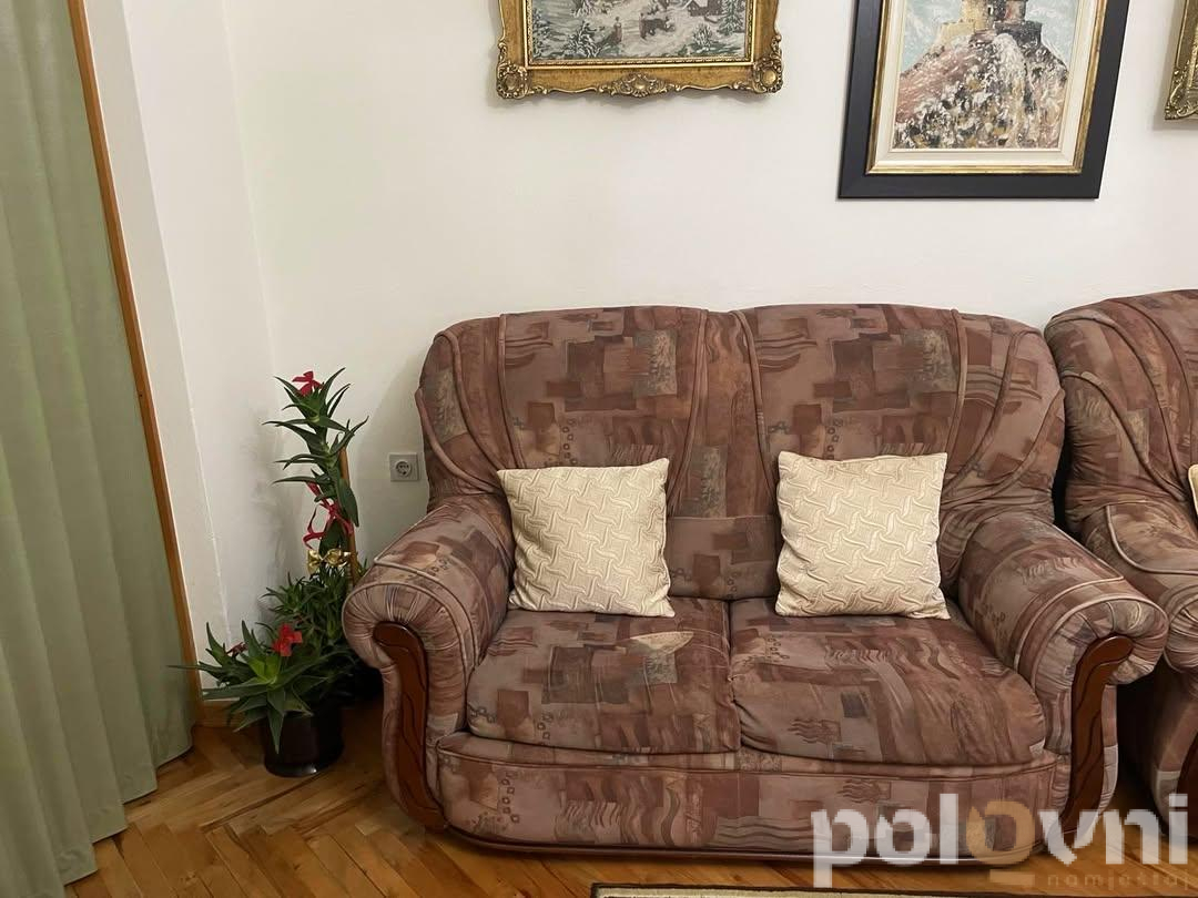 Trosjed, dvosjed i fotelja