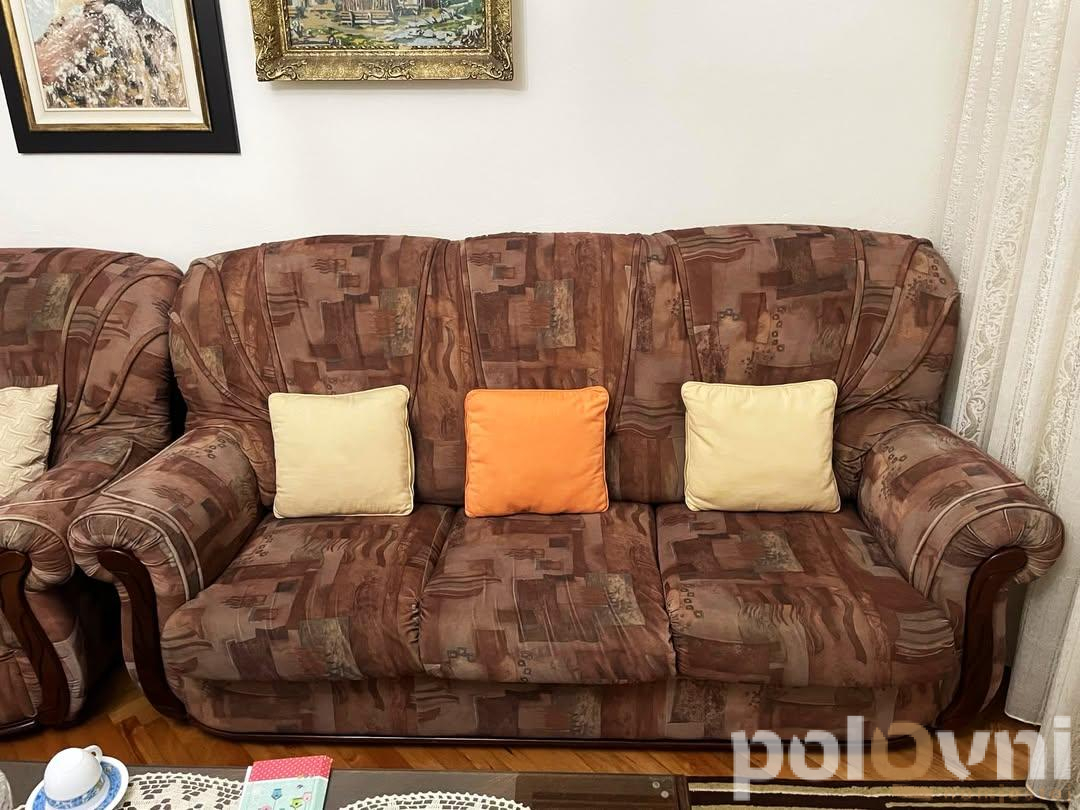 Trosjed, dvosjed i fotelja