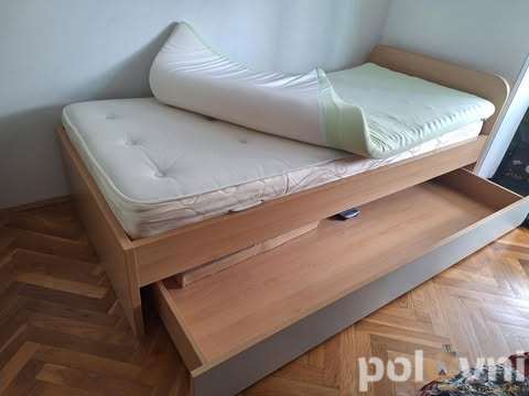 Razni namjestaj na prodaju