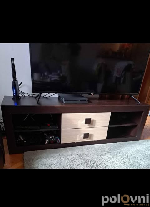 Ugaona, komode i predsoblje