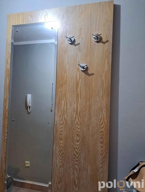 Ugaona, komode i predsoblje