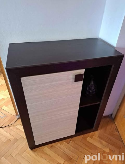 Ugaona, komode i predsoblje