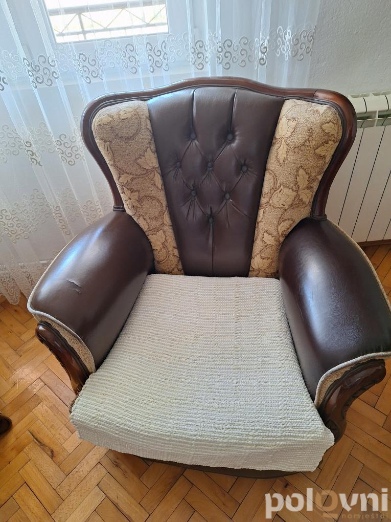 Trosjed, dvosjed i dvije fotelje