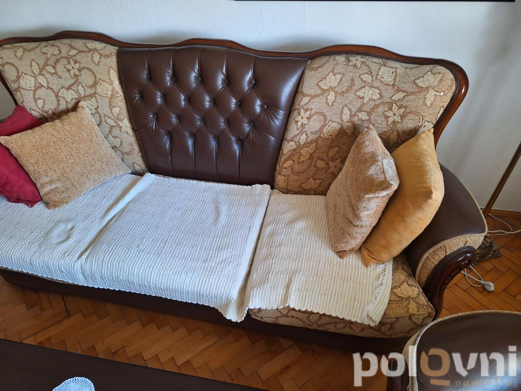 Trosjed, dvosjed i dvije fotelje