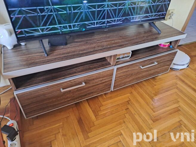 Klub sto i TV komoda
