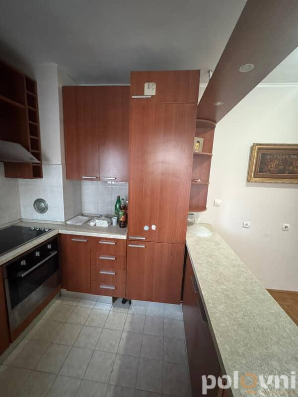 Kuhinja sa elementima